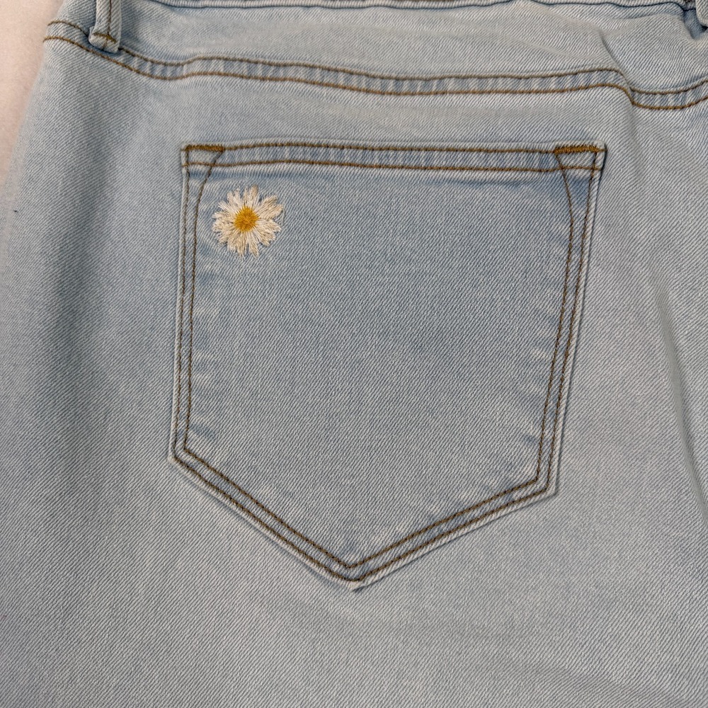 Driftwood Womens Colette Jeans Sz 22 Light Wash Embroidered Daisy Cuff Cropped - Picture 3 of 9